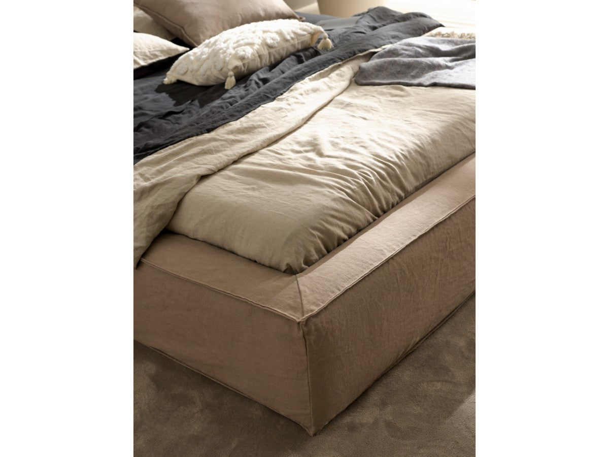 Swolen Bed