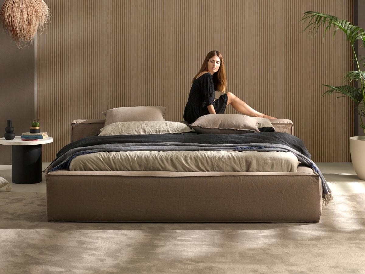 South Wall Bed